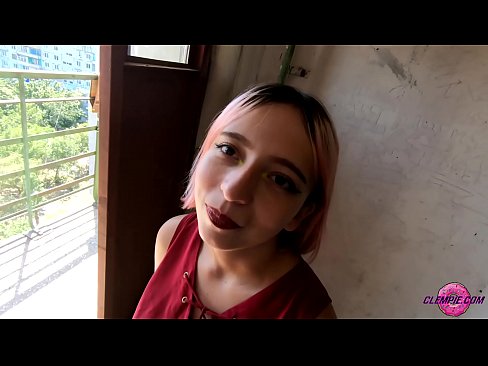 ❤️ Донишҷӯи шаҳвонӣ як бегонаро дар берун мекашад - конча дар рӯи ӯ ❤❌  Секс  дар порно tg.justindianpornx.ru